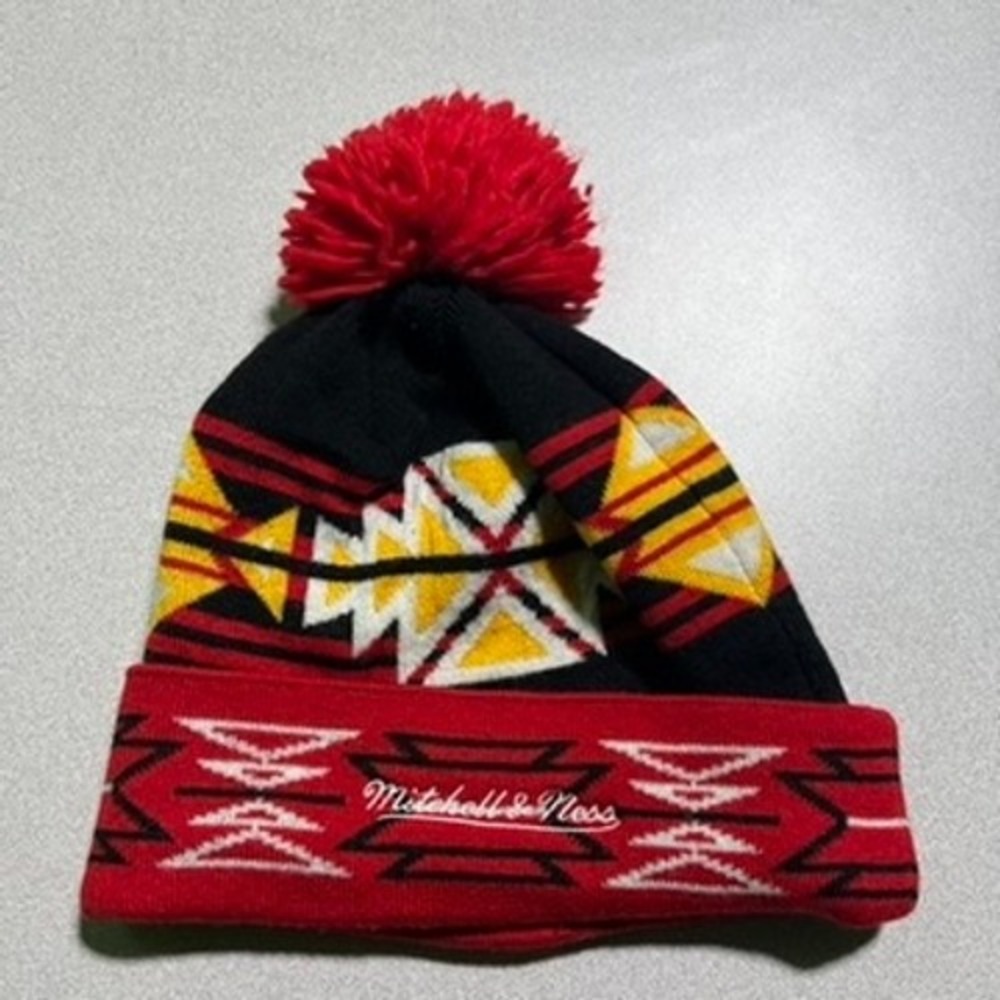 Mitchell & Ness Atlanta Hawks Beanie Red Black Yellow Geometric Pom Hat KN50Z